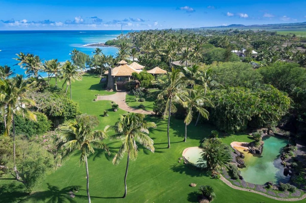 A Maui Oceanfront home in the Spreckelsville Neighborhood